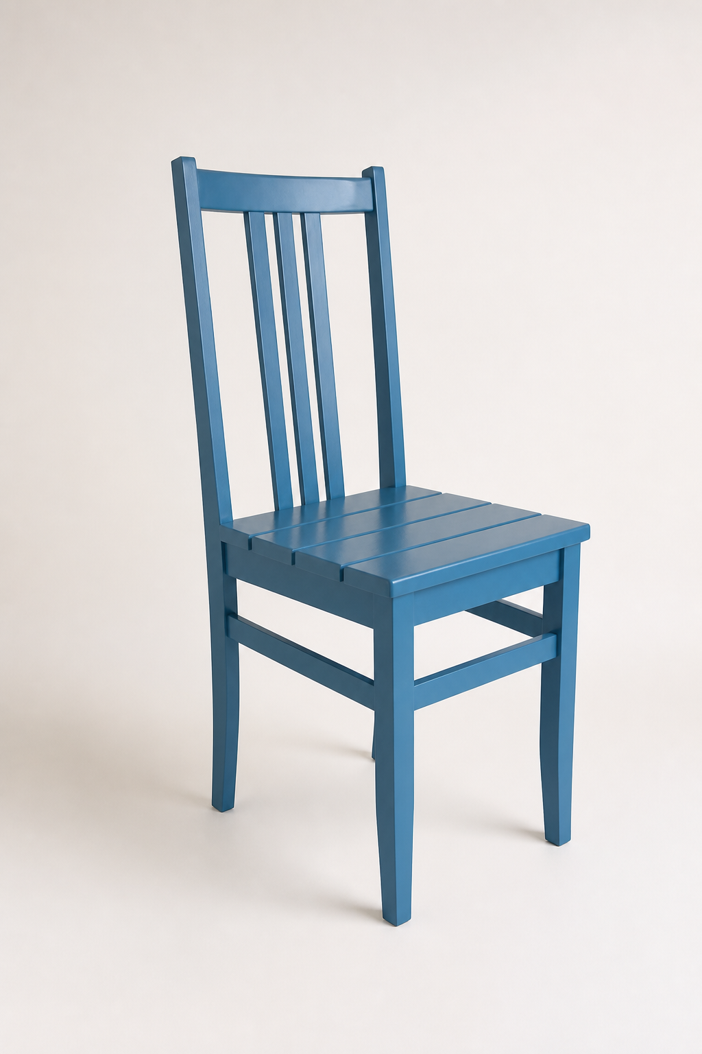 Area Wood — wooden chair for restaurants and hotels