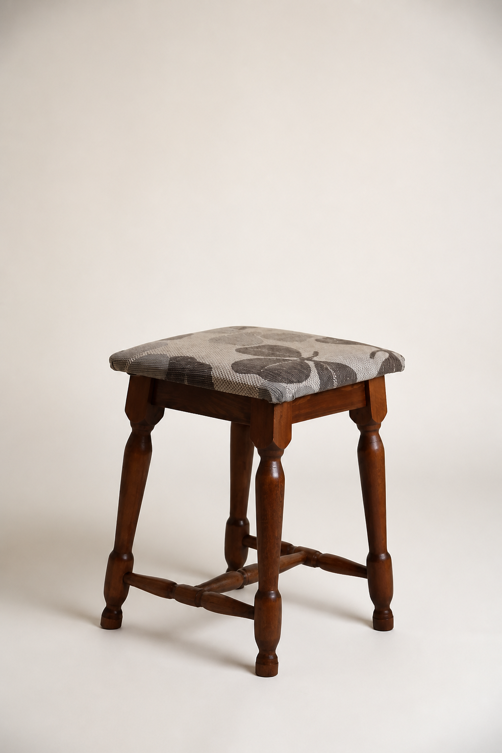 Stool Line — wooden chair for restaurants and hotels
